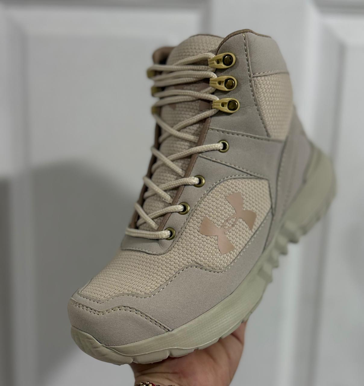 BOTA UNDER ARMOUR EVA LA # 1