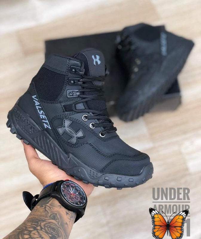 BOTA UNDER ARMOUR # 02 NEGRO